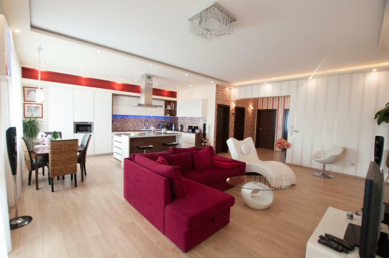 Prestige apartment Komárno Buitenkant foto
