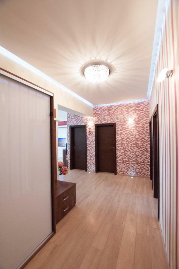 Prestige apartment Komárno Buitenkant foto